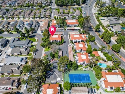 215  Wichita Ave.  306 , Huntington Beach, CA