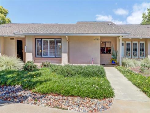 8566 Fallbrook Cir, 706-b