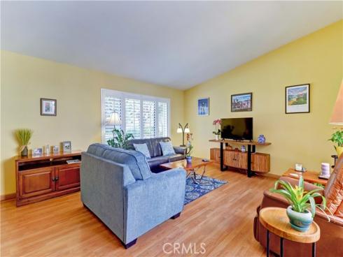 8566  Fallbrook Cir, 706-b  , Huntington Beach, CA