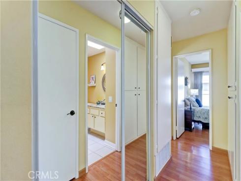 8566  Fallbrook Cir, 706-b  , Huntington Beach, CA