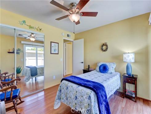 8566  Fallbrook Cir, 706-b  , Huntington Beach, CA