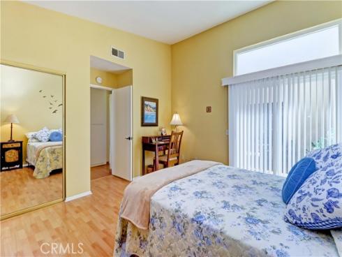 8566  Fallbrook Cir, 706-b  , Huntington Beach, CA