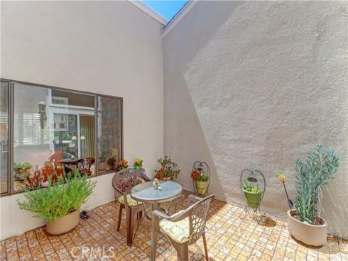 8566  Fallbrook Cir, 706-b  , Huntington Beach, CA