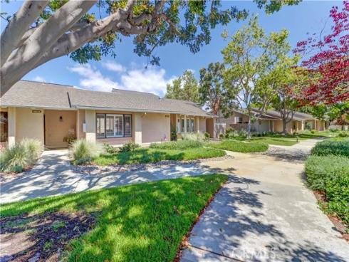 8566  Fallbrook Cir, 706-b  , Huntington Beach, CA