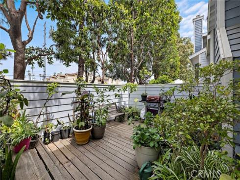 8125  Surfline Dr  A , Huntington Beach, CA