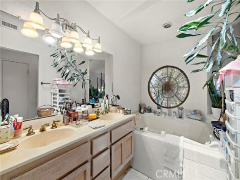 8125  Surfline Dr  A , Huntington Beach, CA