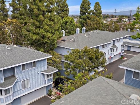 8125  Surfline Dr  A , Huntington Beach, CA