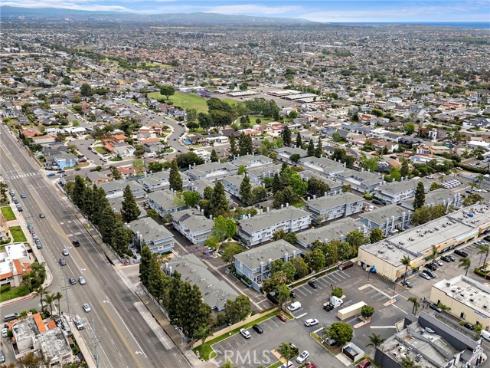 8125  Surfline Dr  A , Huntington Beach, CA