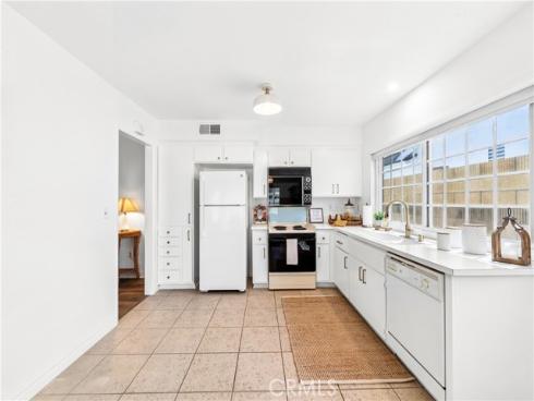 17091  Friml   Lane, Huntington Beach, CA