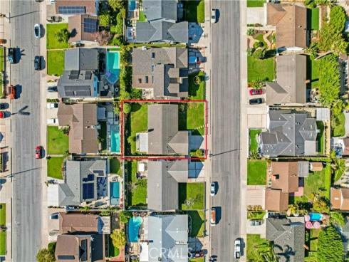 17091  Friml   Lane, Huntington Beach, CA