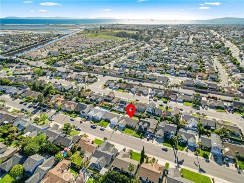 17091  Friml   Lane, Huntington Beach, CA