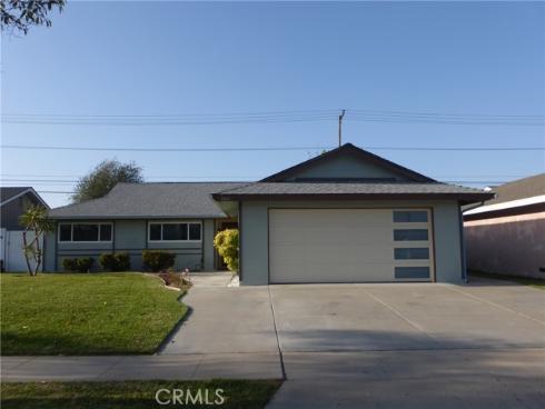 8881  Albatross Dr  , Huntington Beach, CA