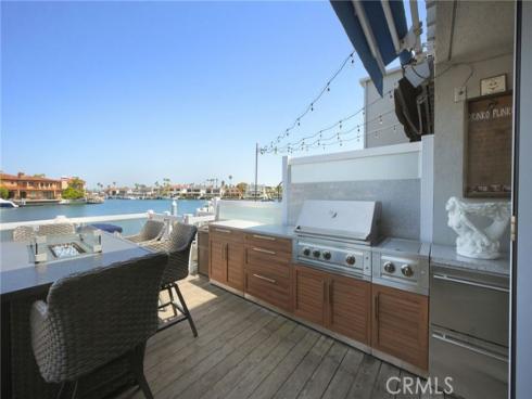 4001  Aladdin  , Huntington Beach, CA