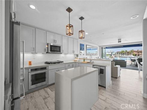 4001  Aladdin  , Huntington Beach, CA