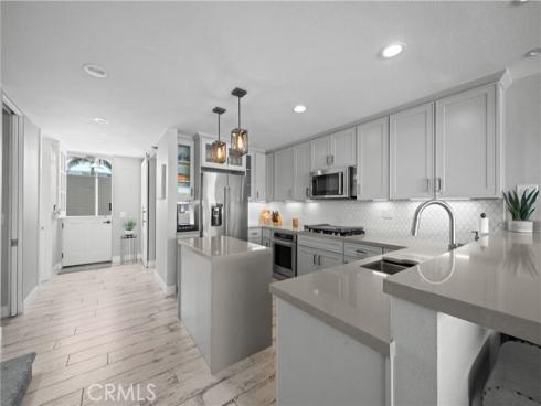 4001  Aladdin  , Huntington Beach, CA