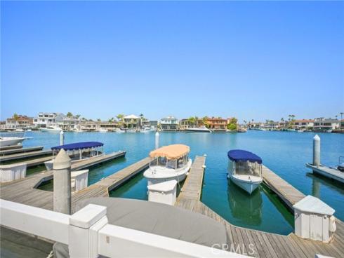 4001  Aladdin  , Huntington Beach, CA