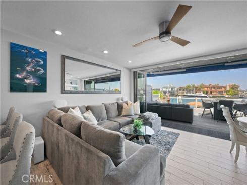 4001  Aladdin  , Huntington Beach, CA