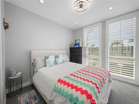 4001  Aladdin  , Huntington Beach, CA