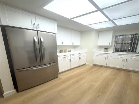 8877  Lauderdale  210-G  Court, Huntington Beach, CA