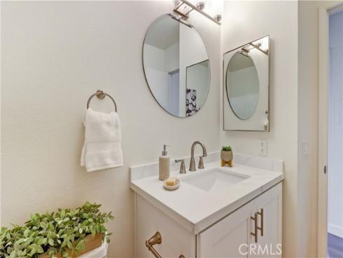 8877  Lauderdale  210-G  Court, Huntington Beach, CA