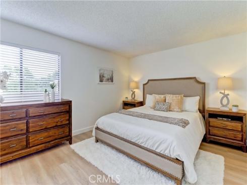 8877  Lauderdale  210-G  Court, Huntington Beach, CA