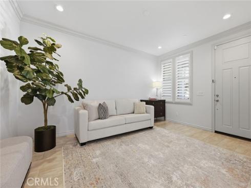 21445  Hayley  , Huntington Beach, CA