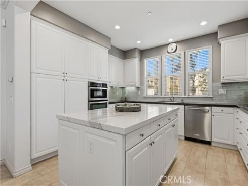 21445  Hayley  , Huntington Beach, CA