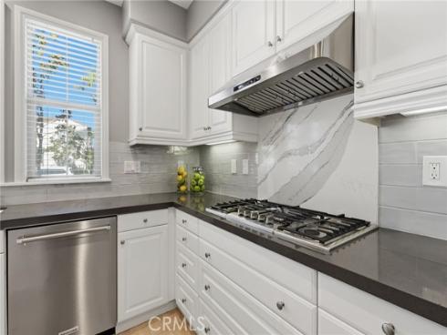 21445  Hayley  , Huntington Beach, CA