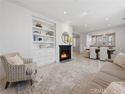 21445  Hayley  , Huntington Beach, CA