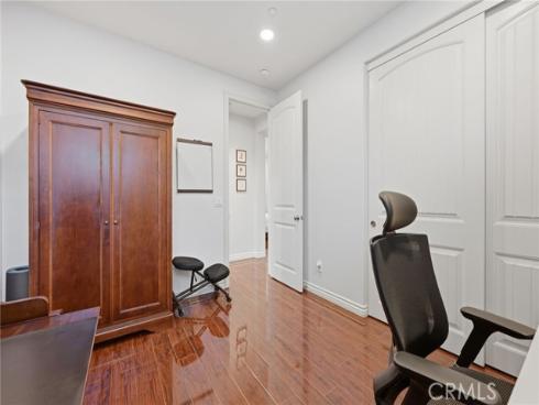 21445  Hayley  , Huntington Beach, CA