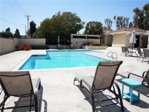 18456 Gina Lane , Huntington Beach, CA