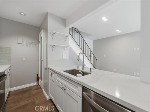 16713 Viewpoint 138B Lane, Huntington Beach, CA