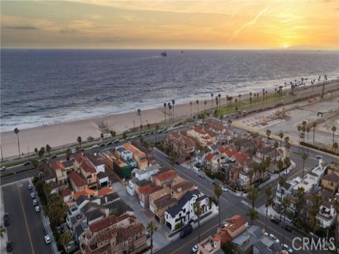 120  22nd   Street, Huntington Beach, CA