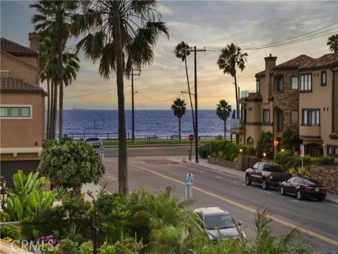 120  22nd   Street, Huntington Beach, CA