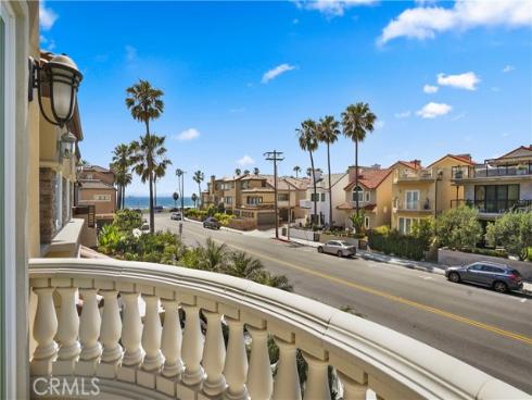 120  22nd   Street, Huntington Beach, CA