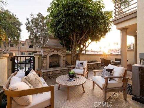 513  Pierside   Circle, Huntington Beach, CA