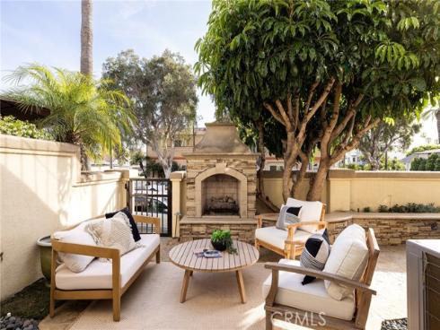 513  Pierside   Circle, Huntington Beach, CA