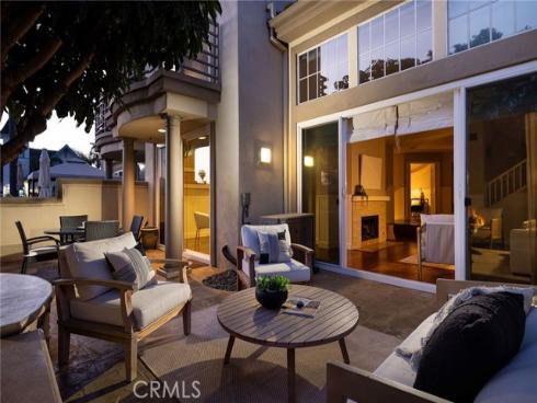 513  Pierside   Circle, Huntington Beach, CA