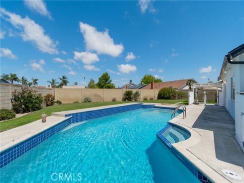 5511  Kern Dr  , Huntington Beach, CA