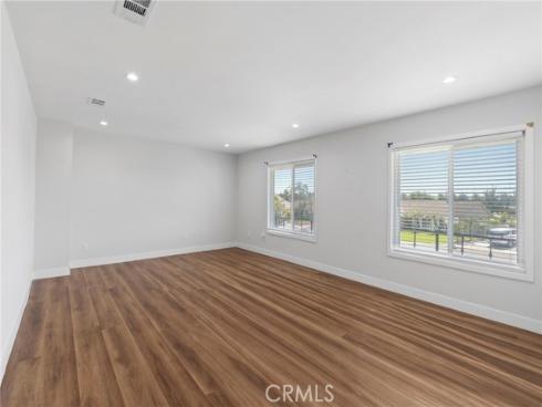 5511 Kern Dr , Huntington Beach, CA