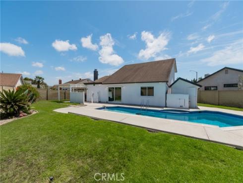 5511 Kern Dr , Huntington Beach, CA