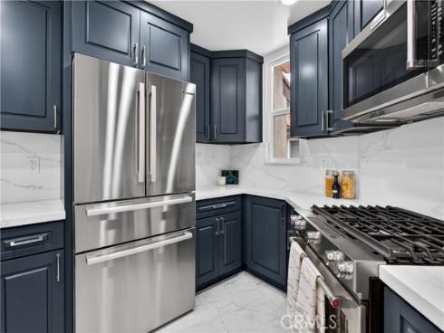 1400  Pacific Coast  305 , Huntington Beach, CA