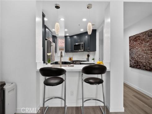 1400  Pacific Coast  305 , Huntington Beach, CA