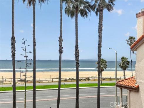 1400  Pacific Coast  305 , Huntington Beach, CA