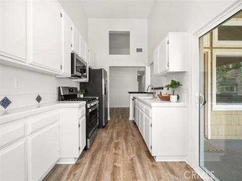 19442  Sunray Ln  202 , Huntington Beach, CA