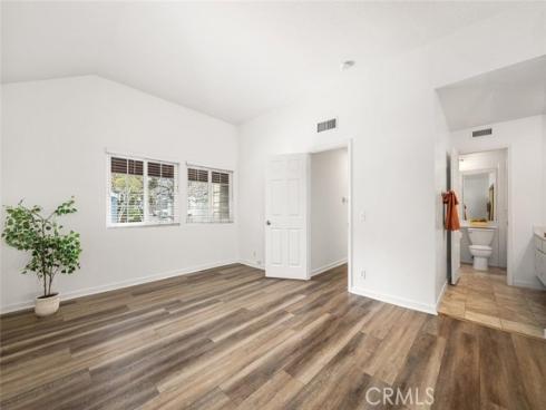 19442  Sunray Ln  202 , Huntington Beach, CA