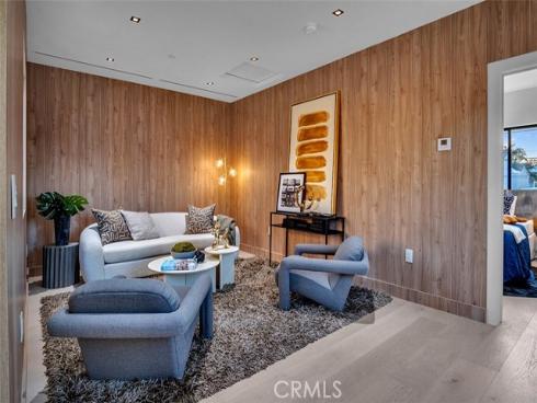 505  17th   Street, Huntington Beach, CA