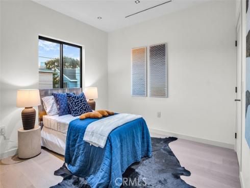 505  17th   Street, Huntington Beach, CA