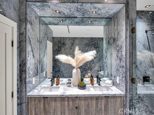 505  17th   Street, Huntington Beach, CA