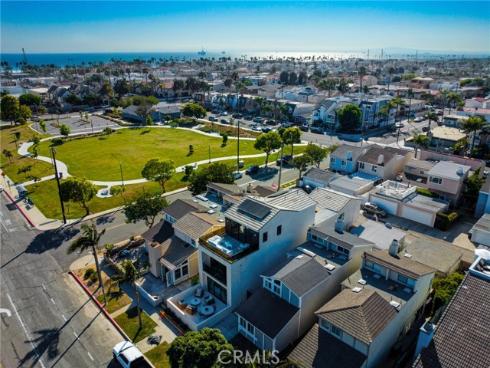 505  17th   Street, Huntington Beach, CA